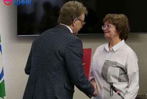 Сотрудники Кольцовской библиотеки награждены Почетными грамотами